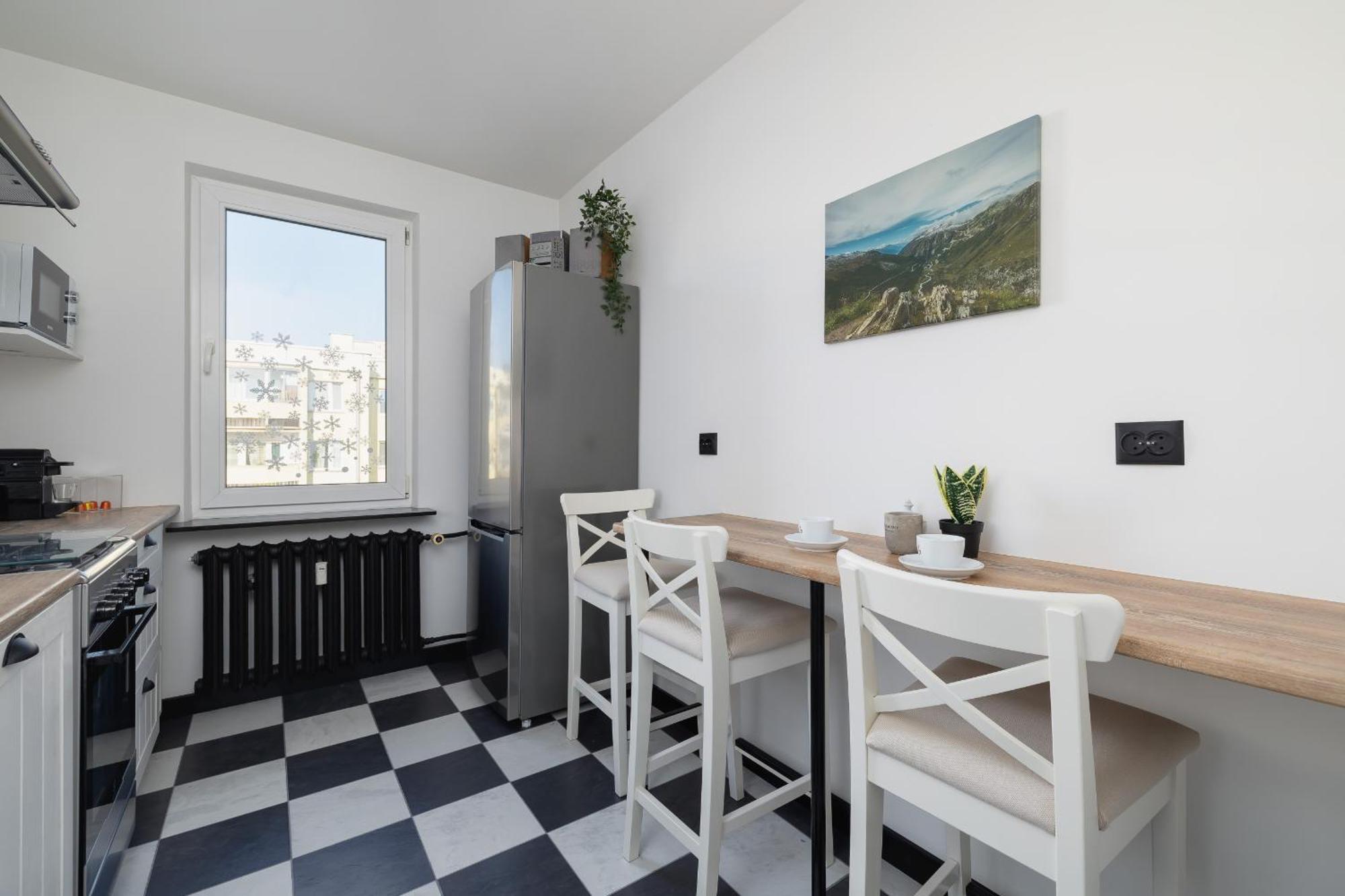 Comfortable Two-bedroom Strzelcow By Renters Kraków