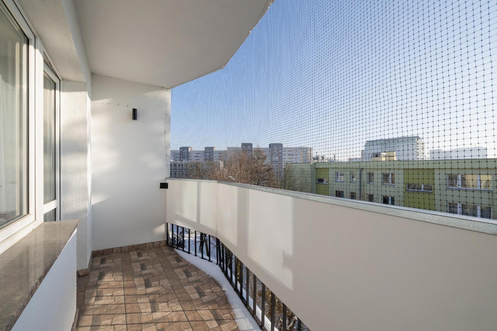 Apartament Comfortable Two-bedroom Strzelcow By Renters Kraków